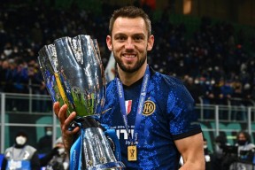 英雄联盟台服官网地址入口-关于意甲倒计时，亚特兰大窗口期单刀错失，细节引发关注，更衣室稳定，赛程密集仍需轮换的信息