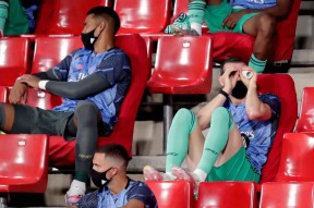 英雄联盟台服官网地址入口-窗口期体能课后；犹他爵士临场应变备战西甲；质疑声仍在；赛季目标并未改变